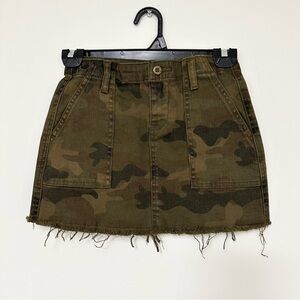 Blank NYC Olive Camouflage in of Command Mini Skirt Raw Hem Kids Girls size 7